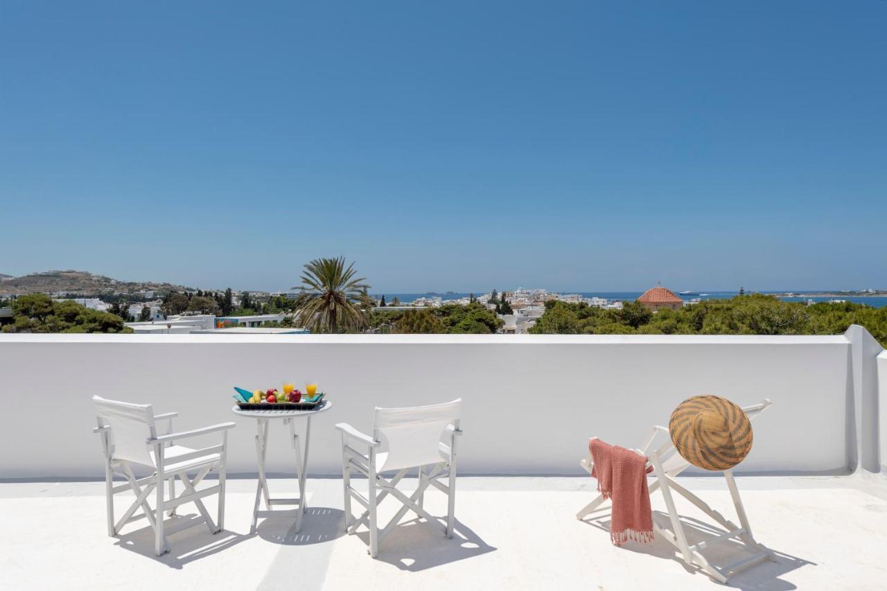 Doukissa Hotell Páros Exteriör bild